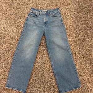 Madewell | The Perfect Vintage Wide Leg Jean. Size 28.